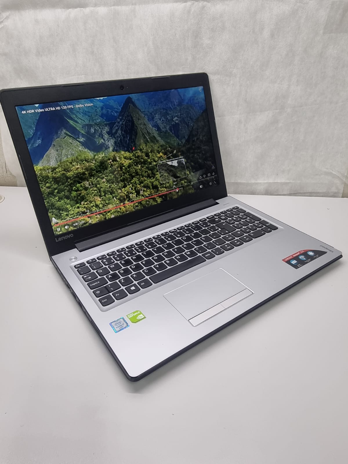 Notebook Lenovo 310-80UH - Intel I7-6500U, 8GB DDR4, 360GB SSD, 15.6"