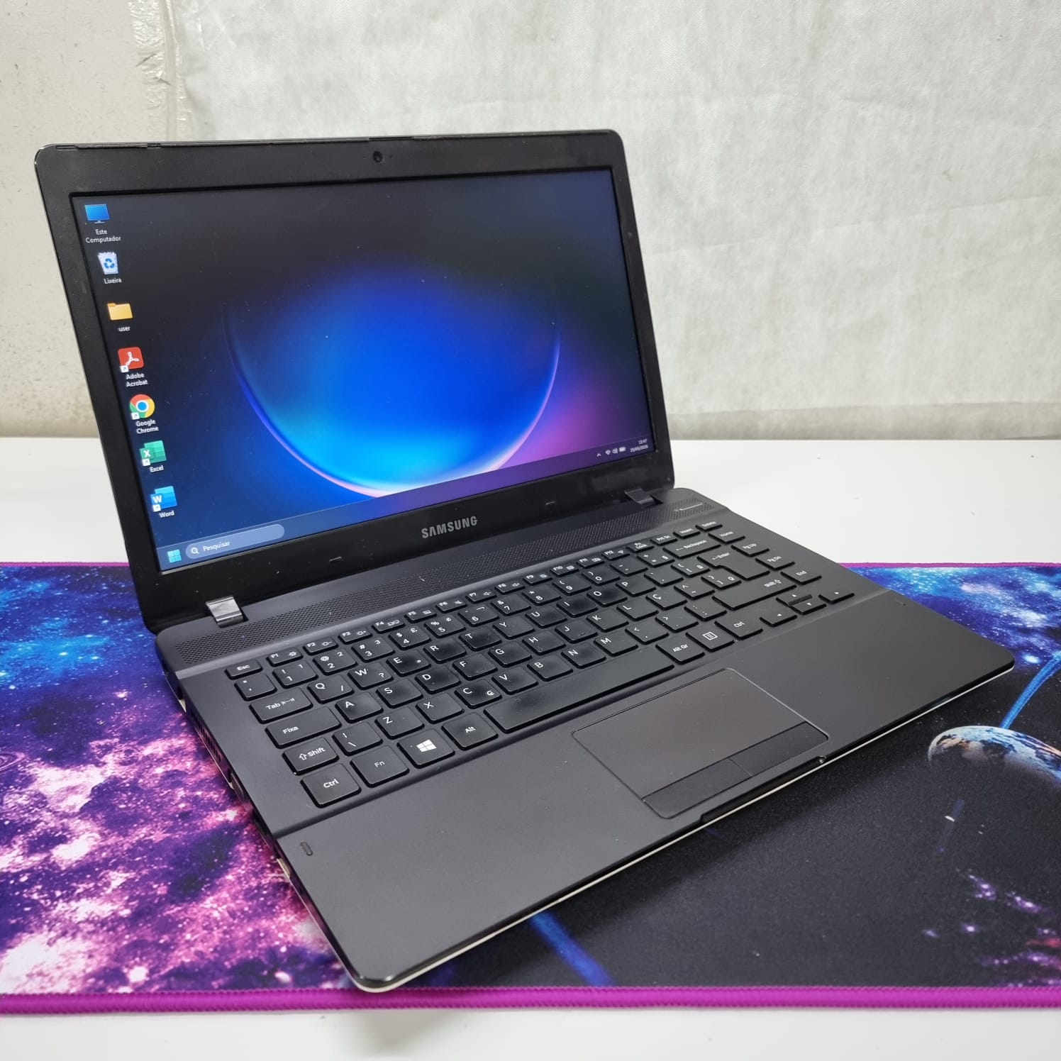 Notebook Samsung NP370 - Intel 3205, 4GB DDR3, 120GB SSD, 14"