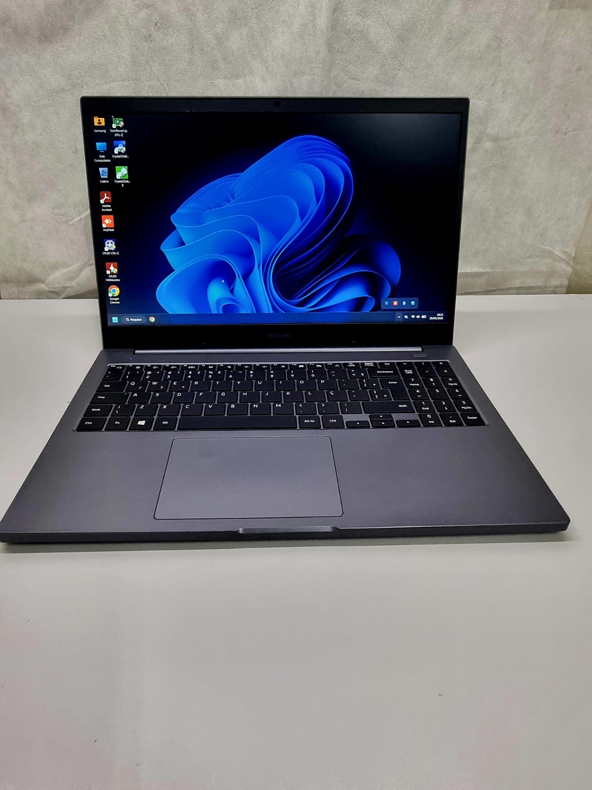 Notebook Samsung NP550XDA - Intel I5-1135G7, 8GB DDR4, 256GB NVMe, 15.6"