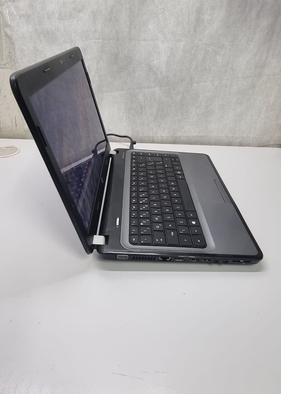 Notebook HP Pavilion G4 - Intel I3-M370, 4GB DDR3, 120GB SSD, 14"