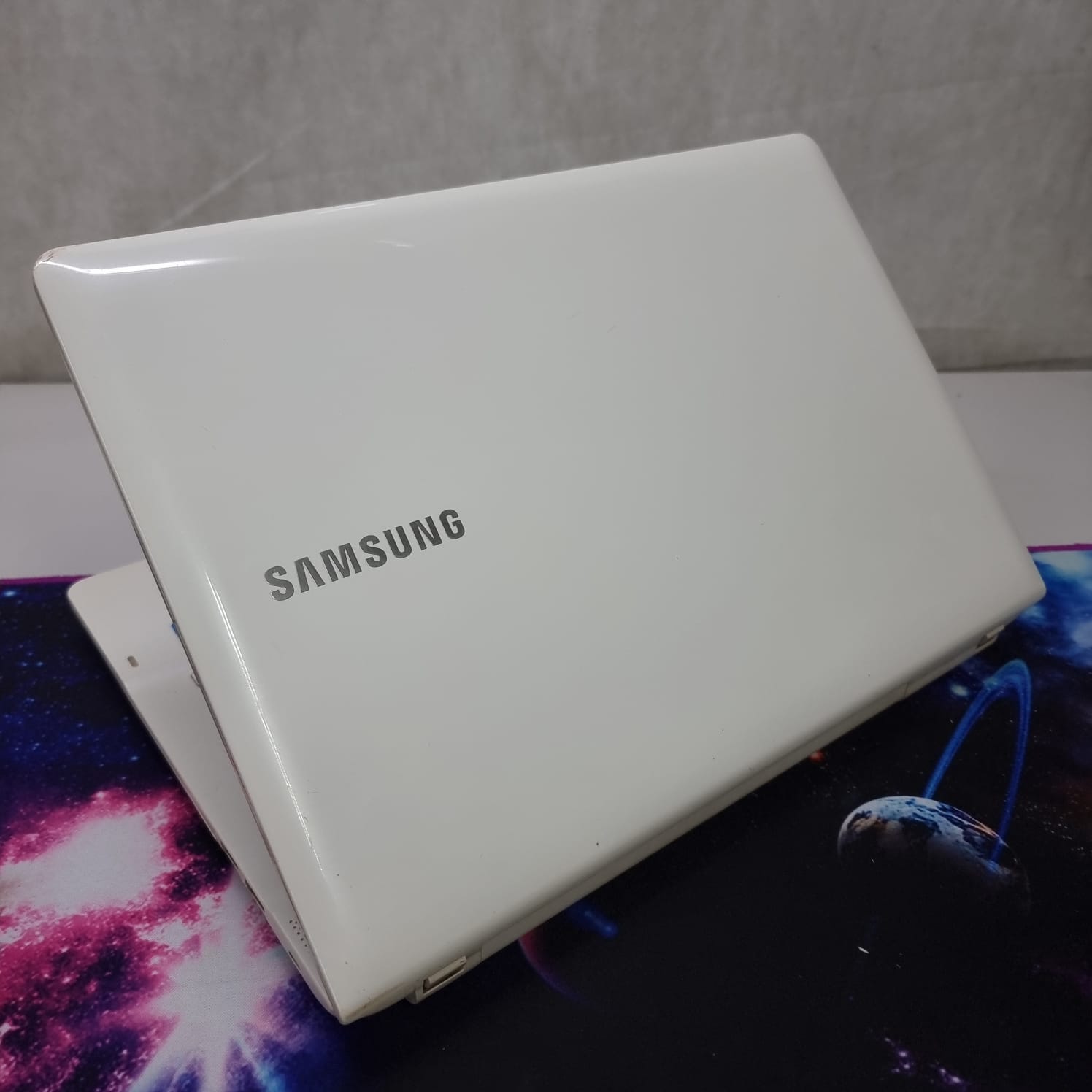 Notebook Samsung NP270 - Intel 1007, 4GB DDR3, 120GB SSD, 14"