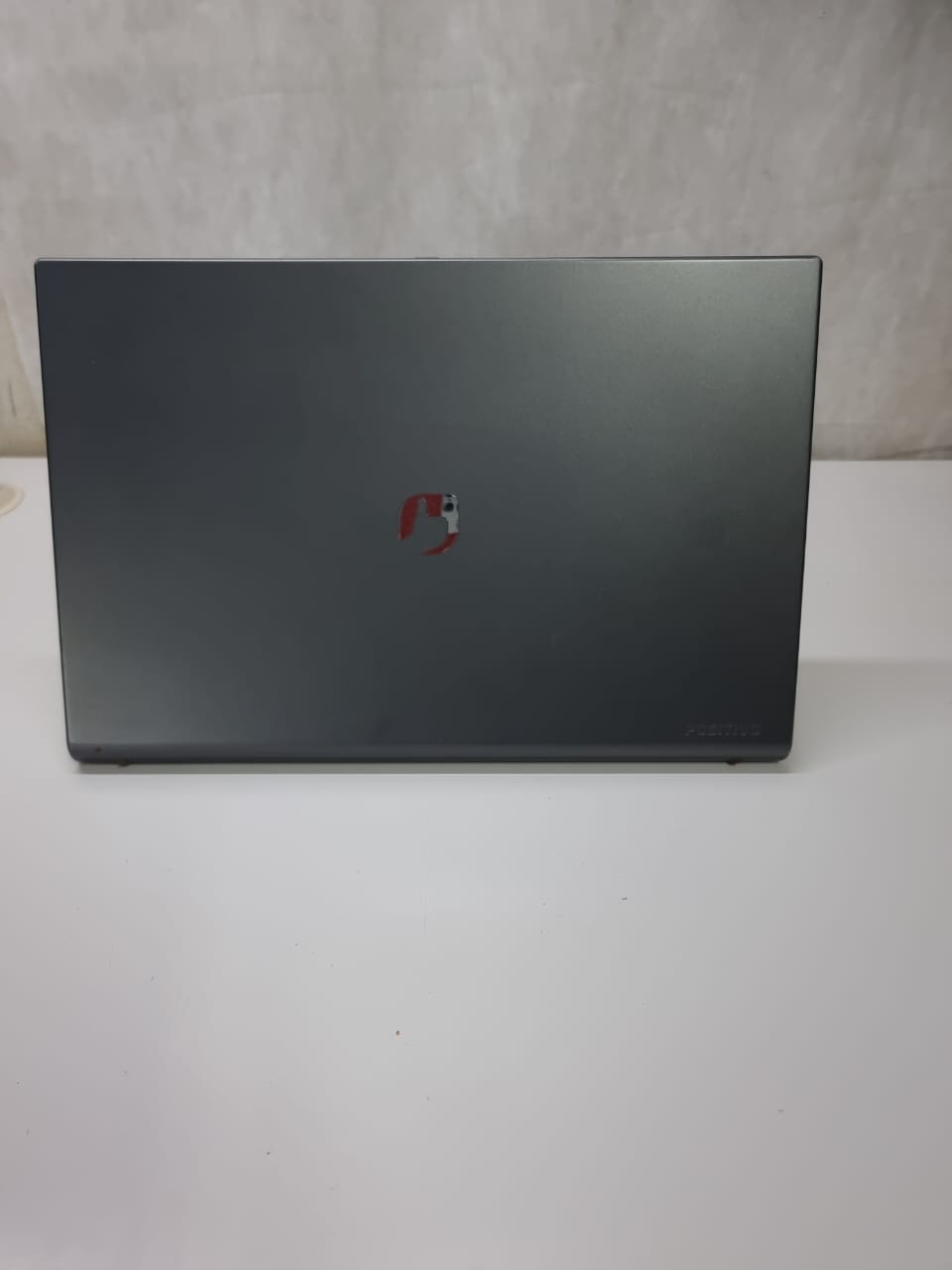 Notebook Positivo Motion Q4128C-S - Intel Quad Z8350, 4GB DDR3, 128GB SSD, 14"