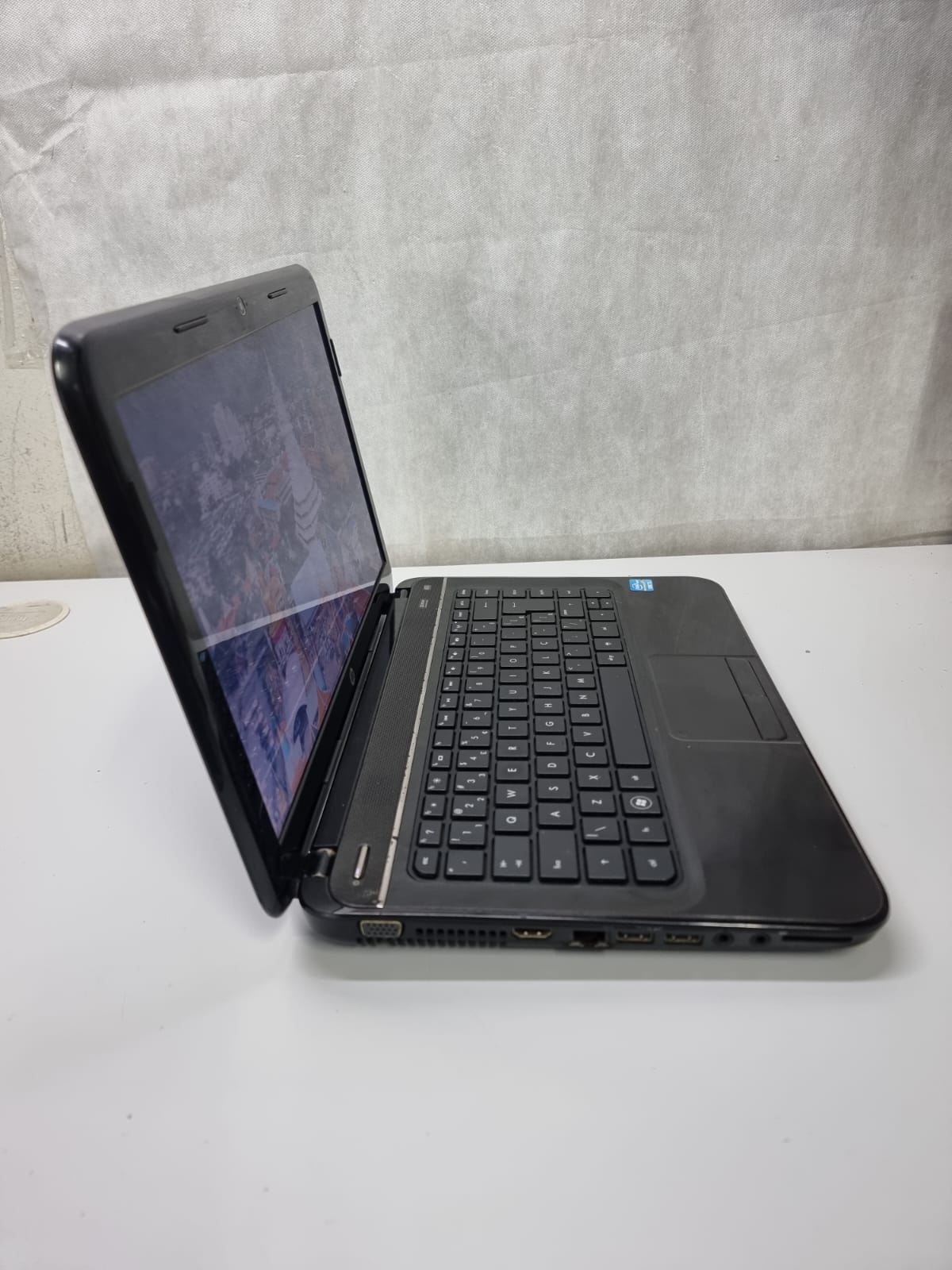 Notebook HP Pavilion G4 - Intel I5-3210M, 8GB DDR3, 240GB SSD, 14"