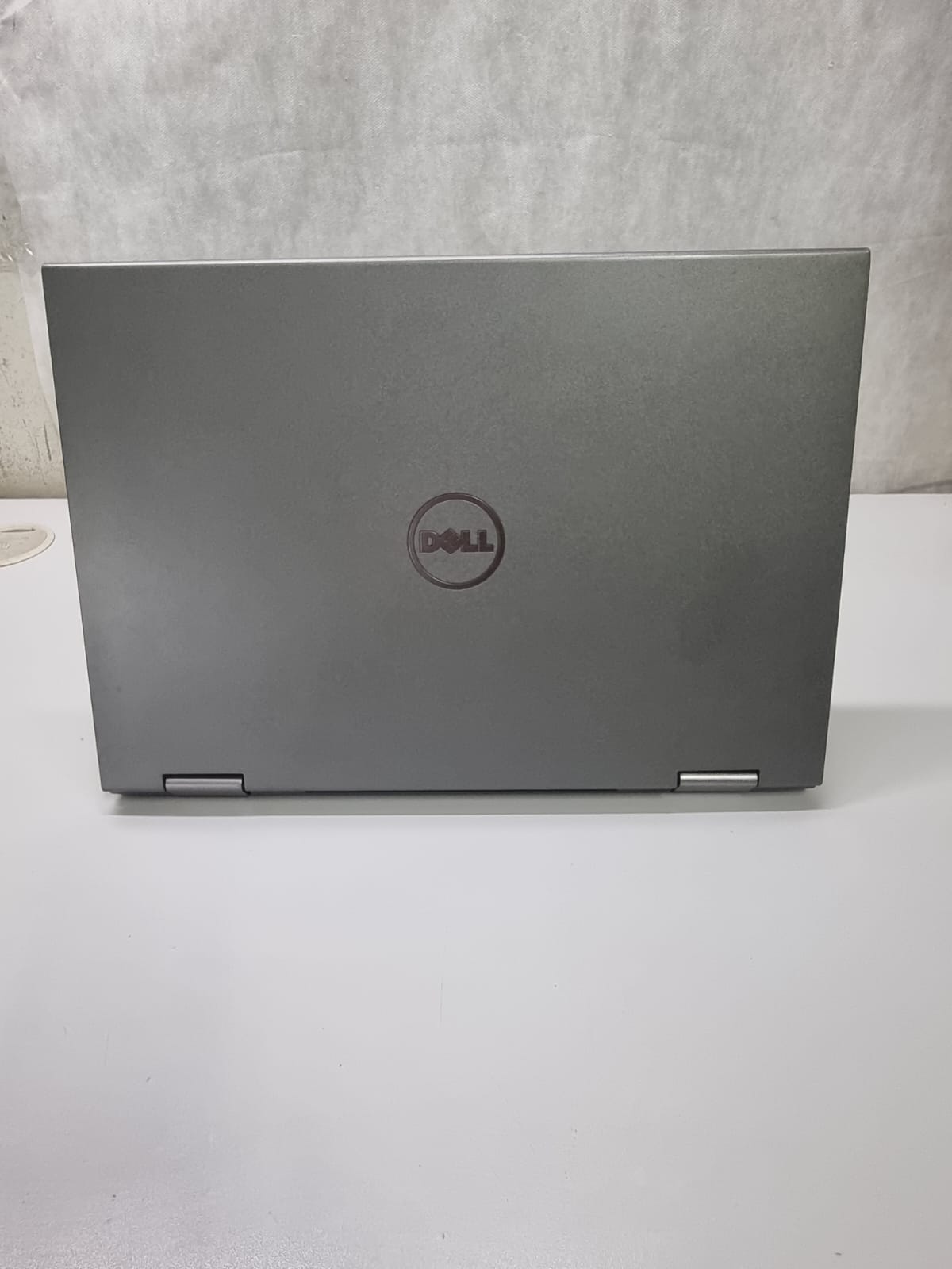 Notebook Dell P69G - Intel I7-7500U, 8GB DDR4, 240GB SSD, 13"