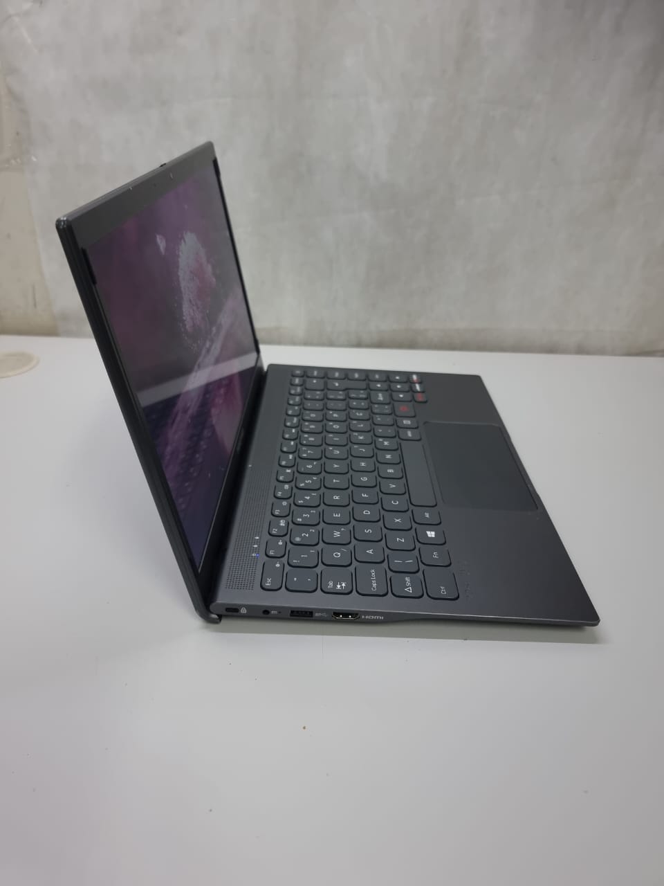 Notebook Positivo Motion Q4128C-S - Intel Quad Z8350, 4GB DDR3, 128GB SSD, 14"