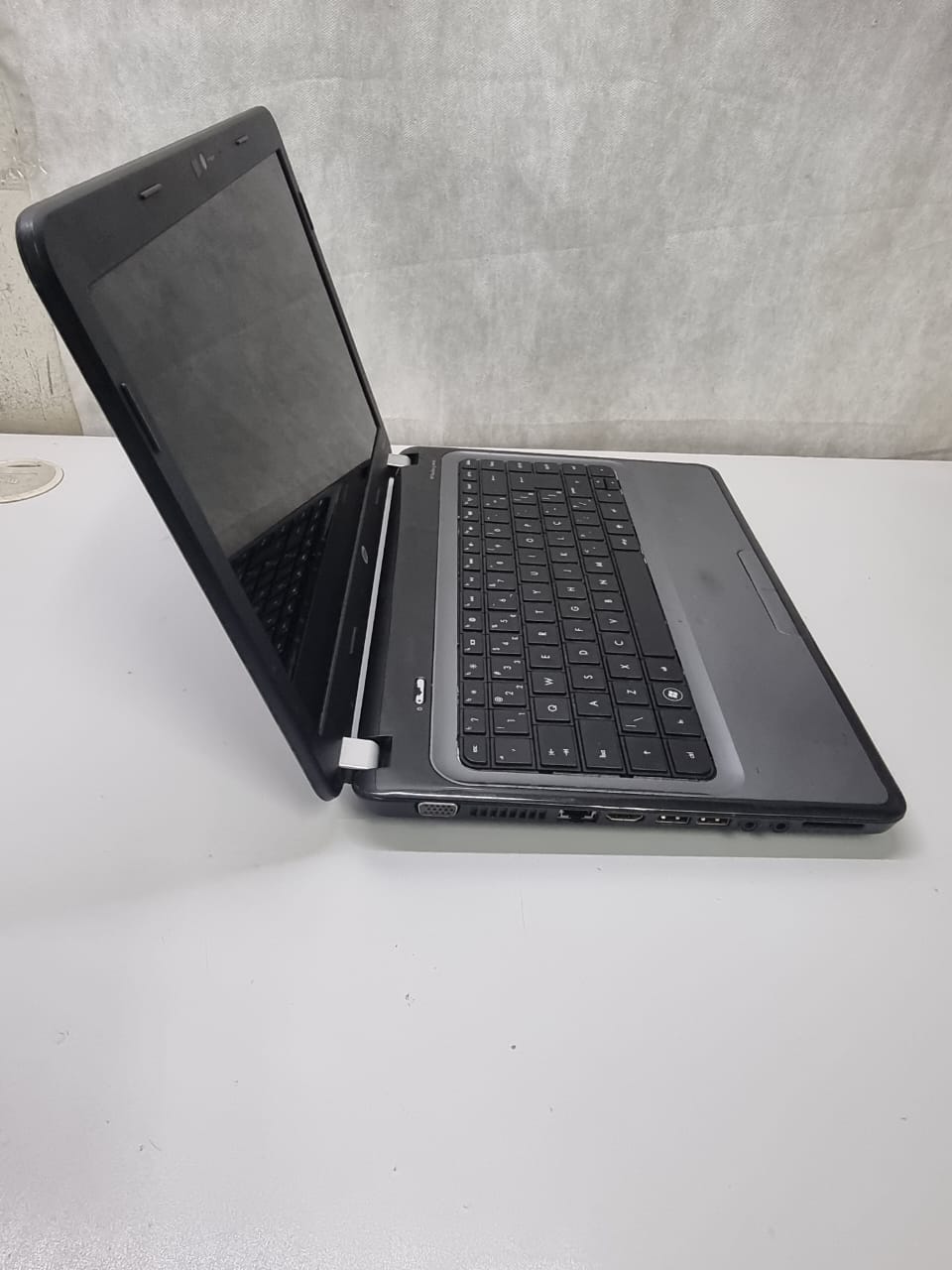 Notebook HP Pavilion G4 - Intel I3-M370, 4GB DDR3, 120GB SSD, 14"