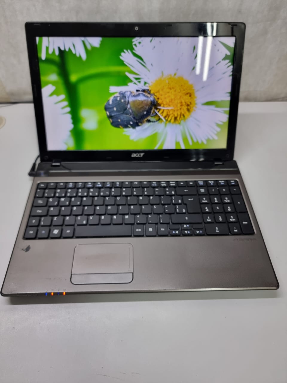 Notebook Acer Aspire 5750 - Intel I5-2450M, 8GB DDR3, 240GB SSD, 15.6"