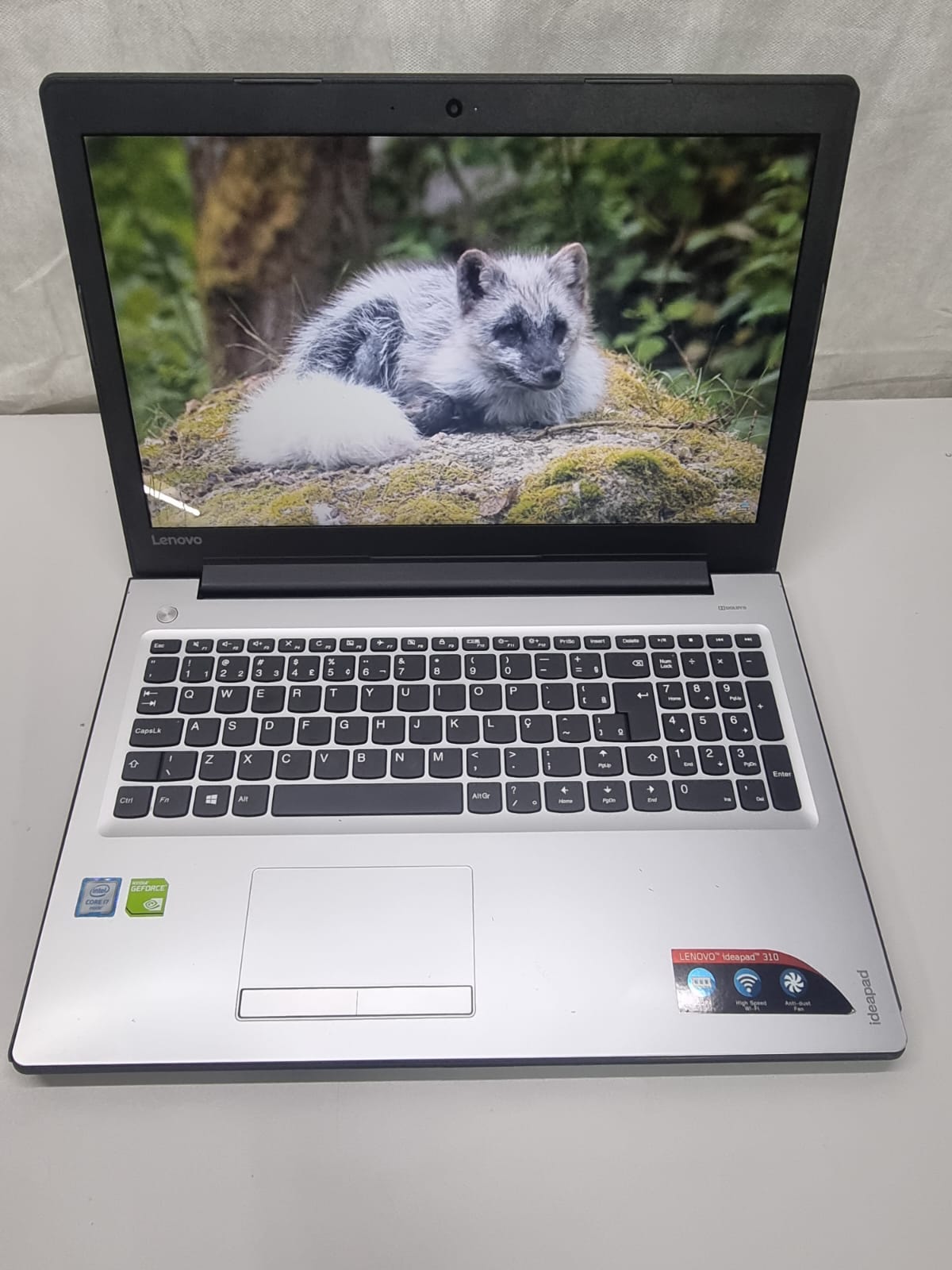 Notebook Lenovo 310-80UH - Intel I7-6500U, 8GB DDR4, 360GB SSD, 15.6"