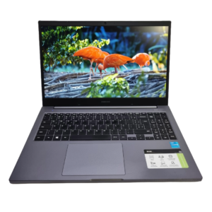 Notebook Samsung NP550XDA - Intel I3-1115G4, 8GB DDR4, 256GB NVMe, 15.6"